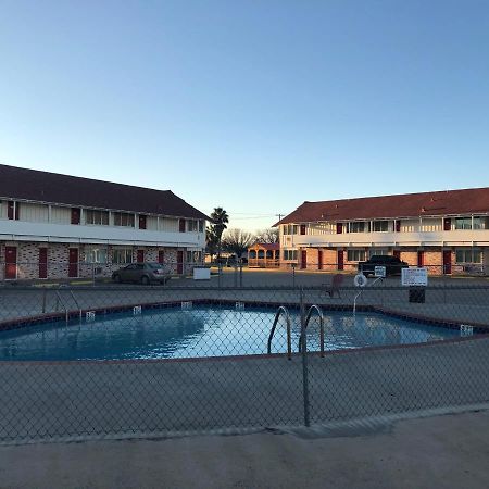פורט לאבאקה Royal Inn מראה חיצוני תמונה