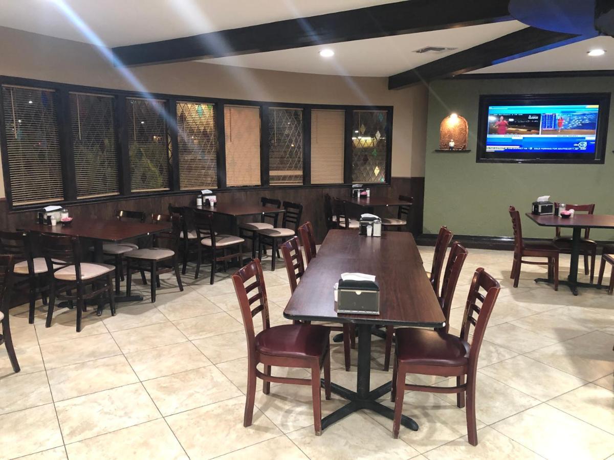 פורט לאבאקה Royal Inn מראה חיצוני תמונה