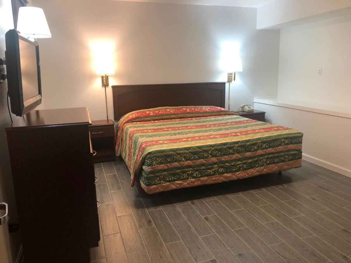 פורט לאבאקה Royal Inn מראה חיצוני תמונה